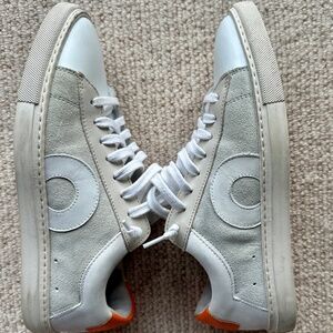 W 6 Oliver Cabell Low 1 | Mango